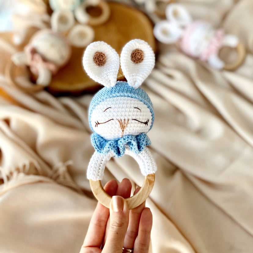 Amigurumi Zoe Toy Rattle & Teether